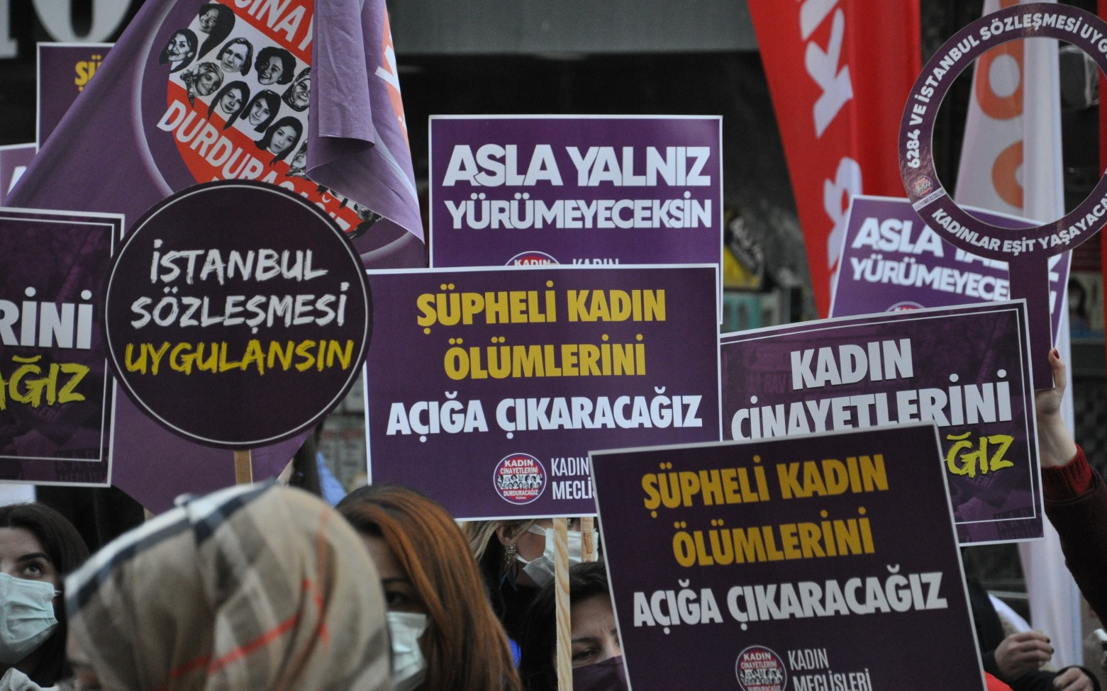 Alanya sahilinde bir kadının cansız bedeni bulundu