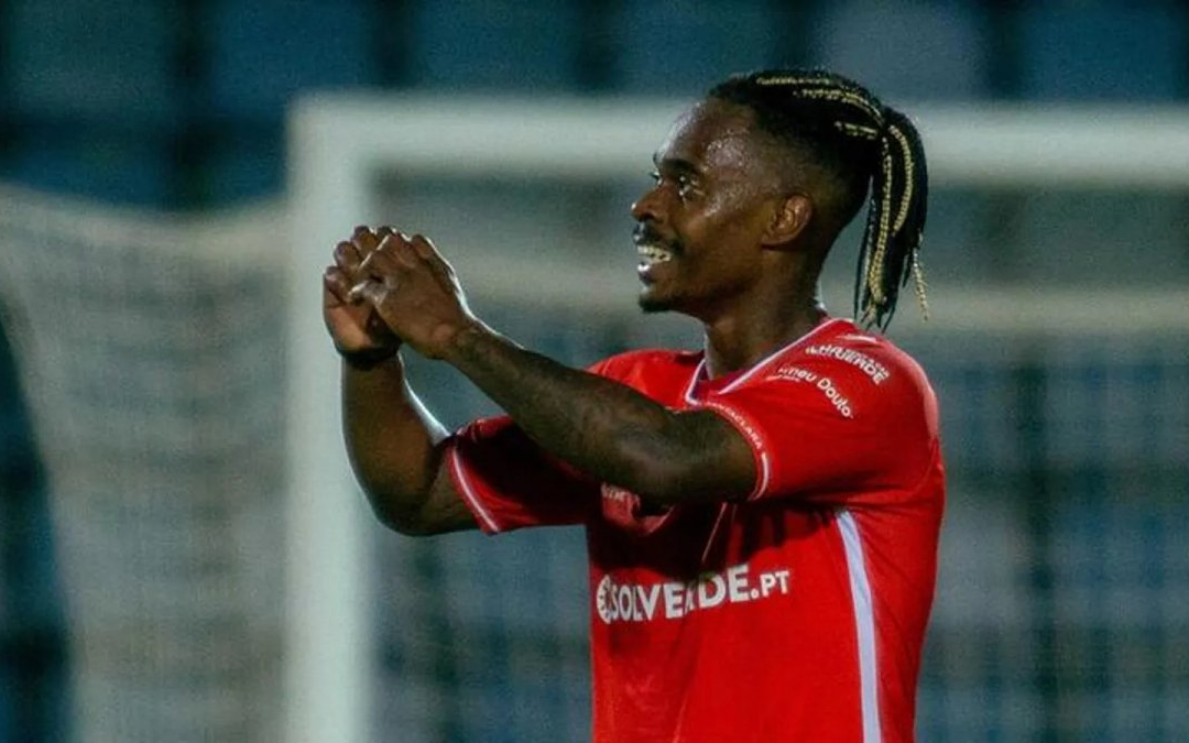 Fenerbahçe, Lincoln Henrique'yi açıkladı