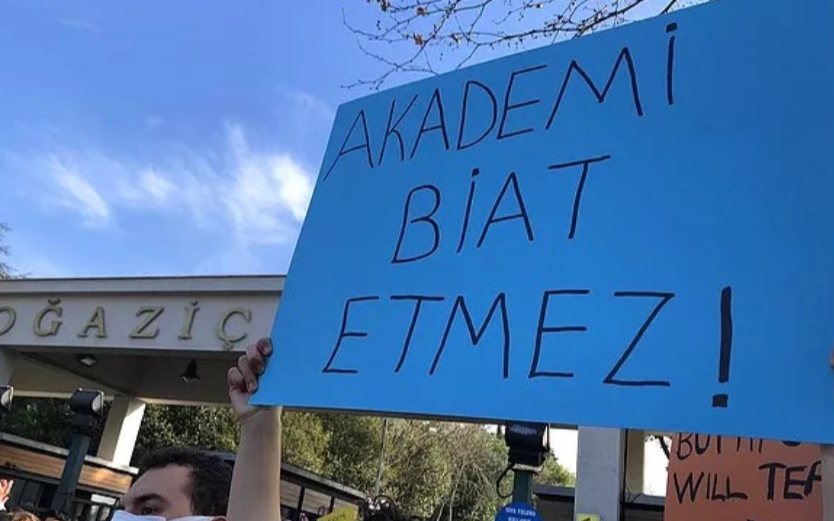 Boğaziçi’nde yine görevden uzaklaştırma