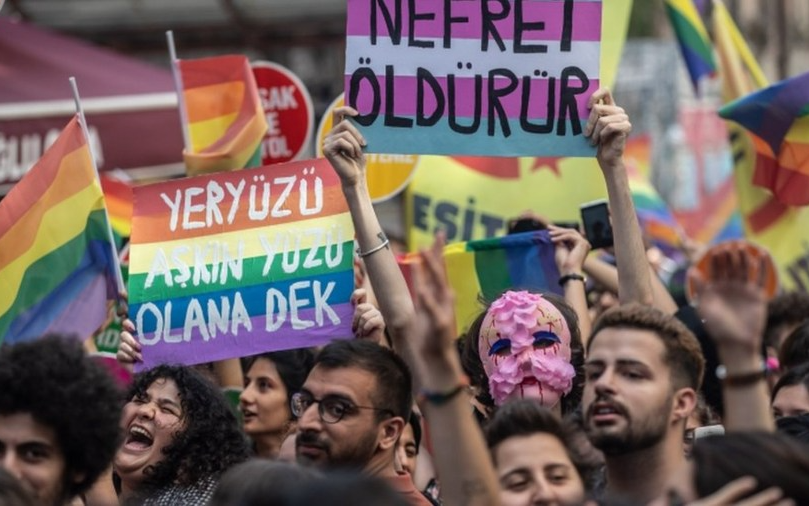 RTÜK Başkanı Şahin, LGBTİ+ karşıtı ‘kamu spotu’nu mevzuata aykırı biçimde yayınlatmış!