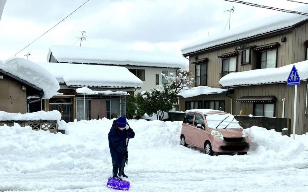 Japonya'da şiddetli kar yağışı: 17 ölü, 90 yaralı