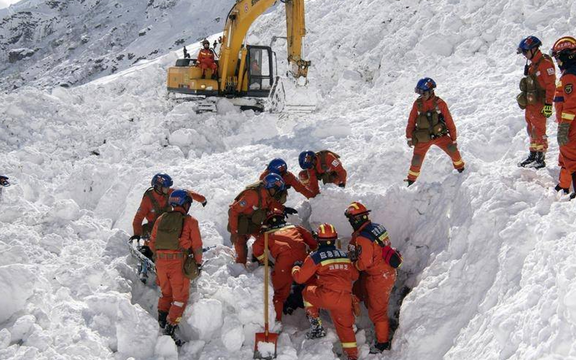 Çin'de çığ faciası: 28 kişi hayatını kaybetti