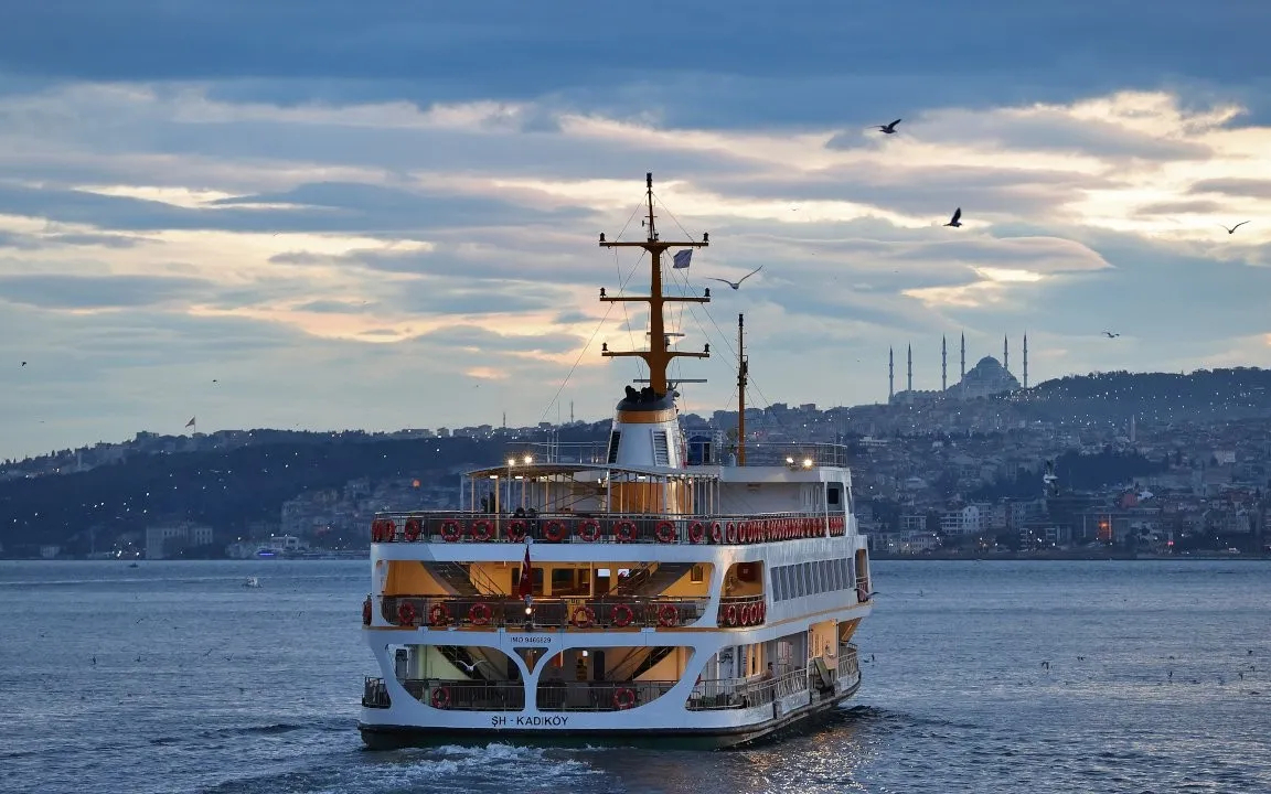 İstanbul'da bazı vapur seferleri iptal edildi