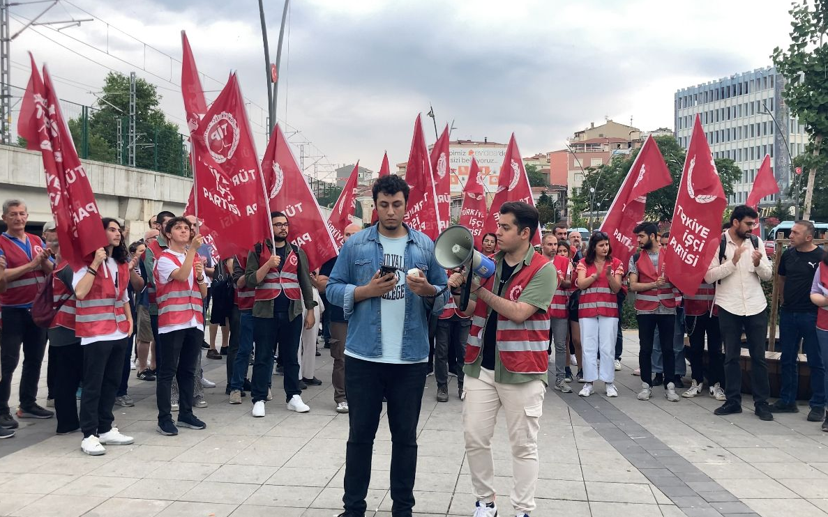 TİP'ten iş cinayetlerine karşı eylem: 'Bu kadar ölüm ancak savaşta olur'