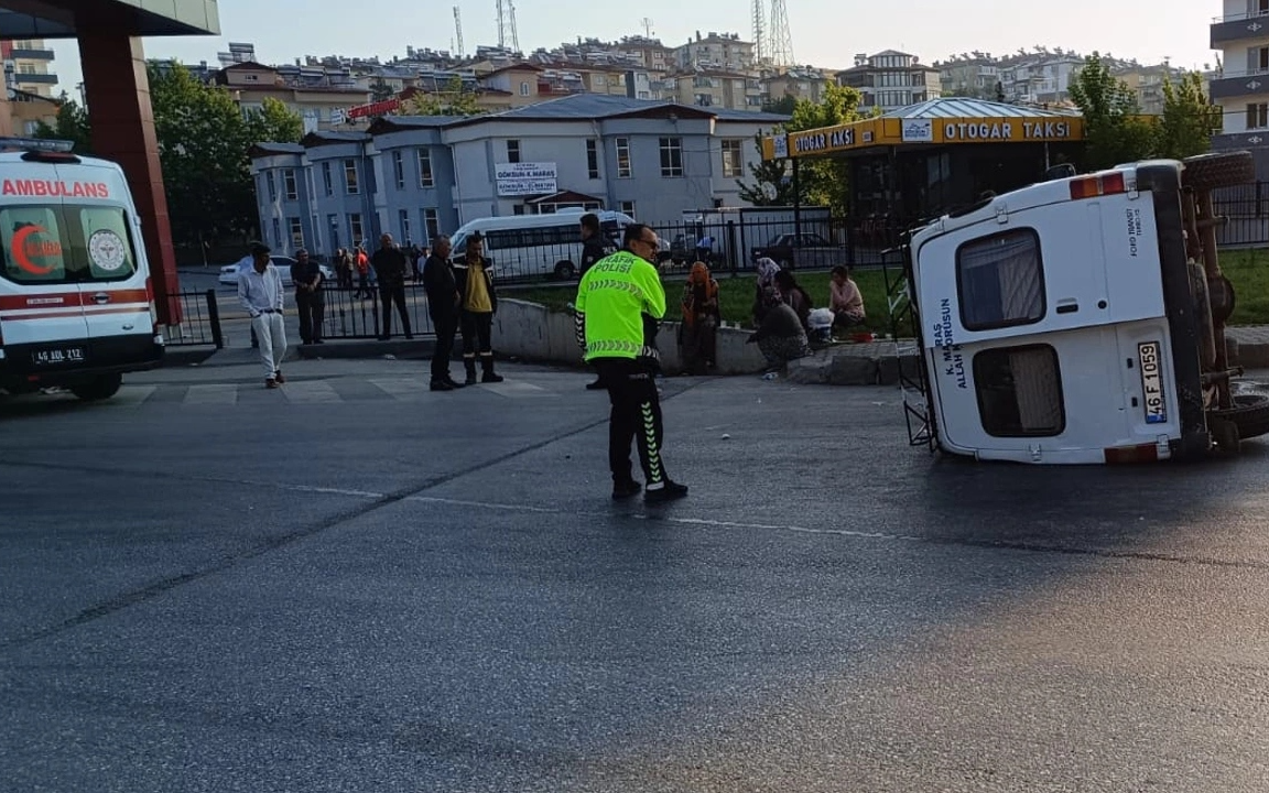 Maraş'ta tarım işçilerini taşıyan minibüs devrildi