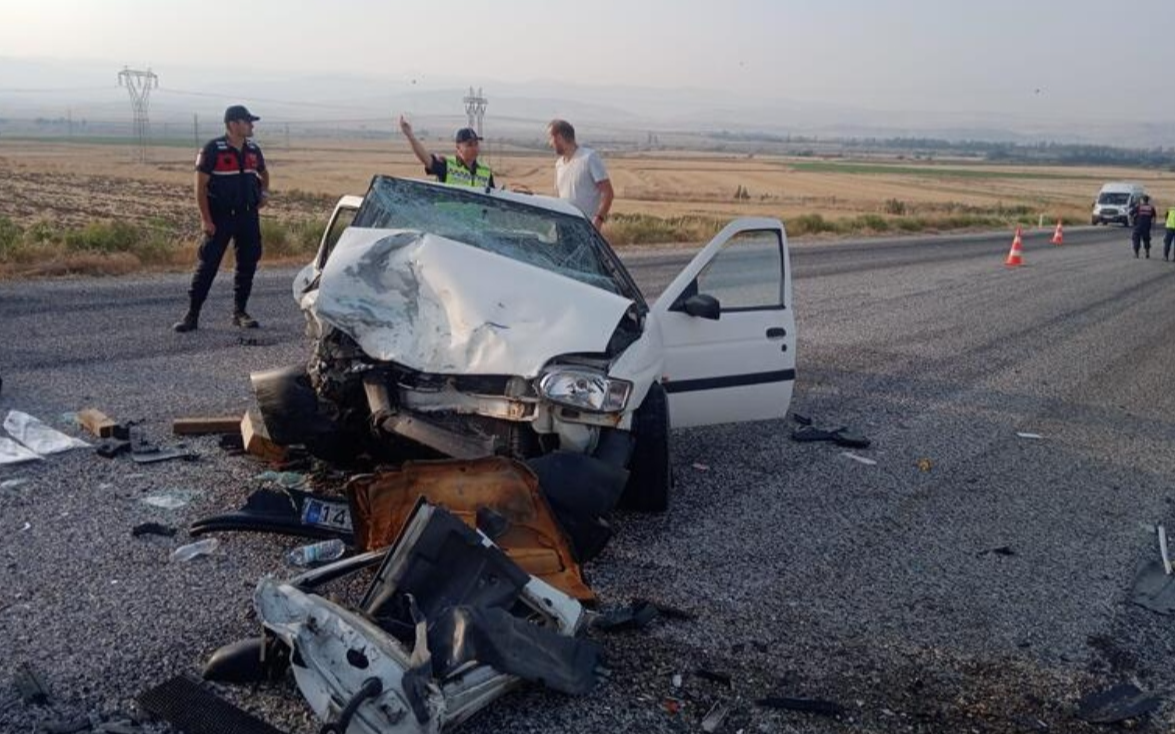 Çorum'da trafik kazası: 2 ölü, 5 yaralı