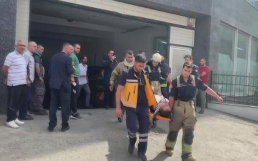 İş yeri asansörü düştü: 7 yaralı