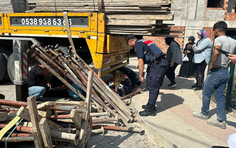 Bursa’da inşaatta malzeme vincinin halatı koptu: Bir işçi yaralı
