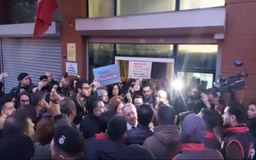 İzmir Barosu’nun eylemine polis saldırısı