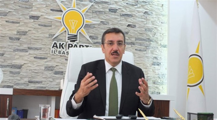 AKP, Moody's'in kararını bile 'fırsata çevirme' peşinde: Bir oy verin, bunlara tokat olsun