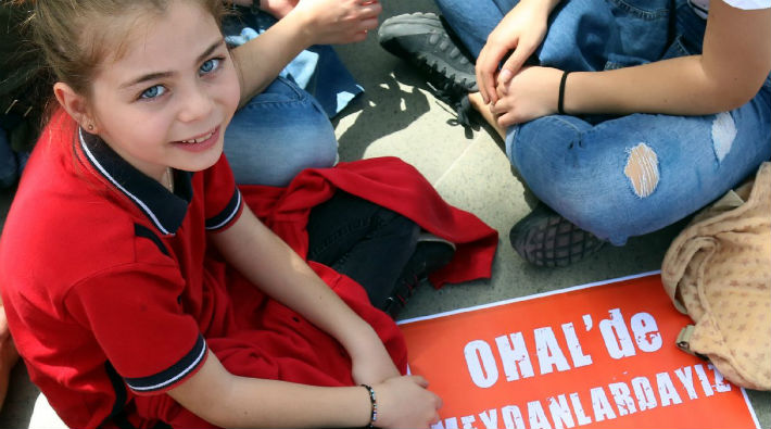 Fotoğraflarla CHP'nin oturma eylemi