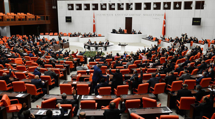 Meclis olağanüstü toplanıyor: 4 parti ortak metinde uzlaştı