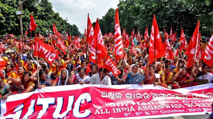 Hindistan’da 200 milyon emekçi greve çıktı