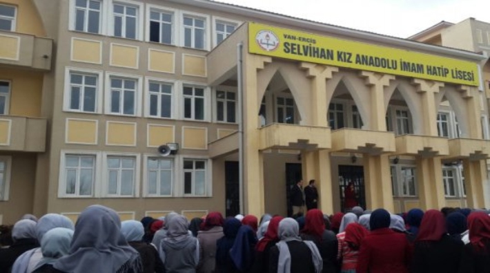 Bakan Selçuk'un projesi: Anadolu liseleri ve imam hatipler eşitlenecek