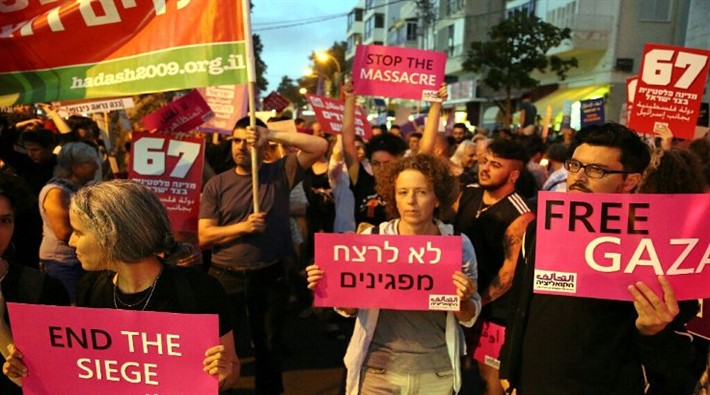 İsrailliler Filistin katliamını protesto etti: Umudunu kaybetme Gazze, bu işgali bitireceğiz!