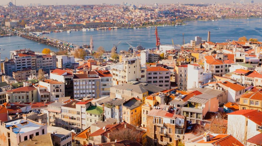 'İstanbul'daki binaların yarısı kaçak'