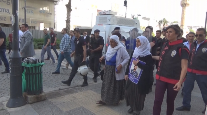İzmir'de tutuklu annelerine polis saldırısı: Gebersin çocuğun bana ne!