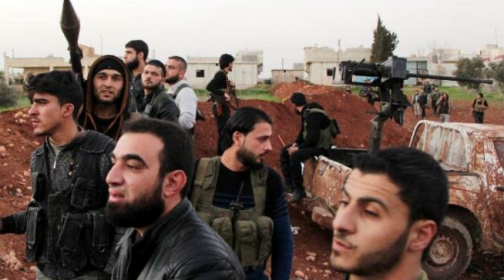 'ÖSO'lu büyük bir grup Suriye hükümeti saflarına geçti'