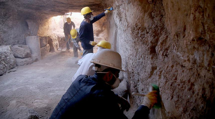 Diyarbakır Zerzevan Kalesinde 1500 yıllık yeraltı sığınağı bulundu